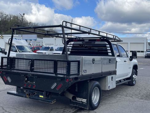 Used 2024 Chevrolet Silverado 3500 W/T w/ WT Convenience Package AWD/4WD image 3