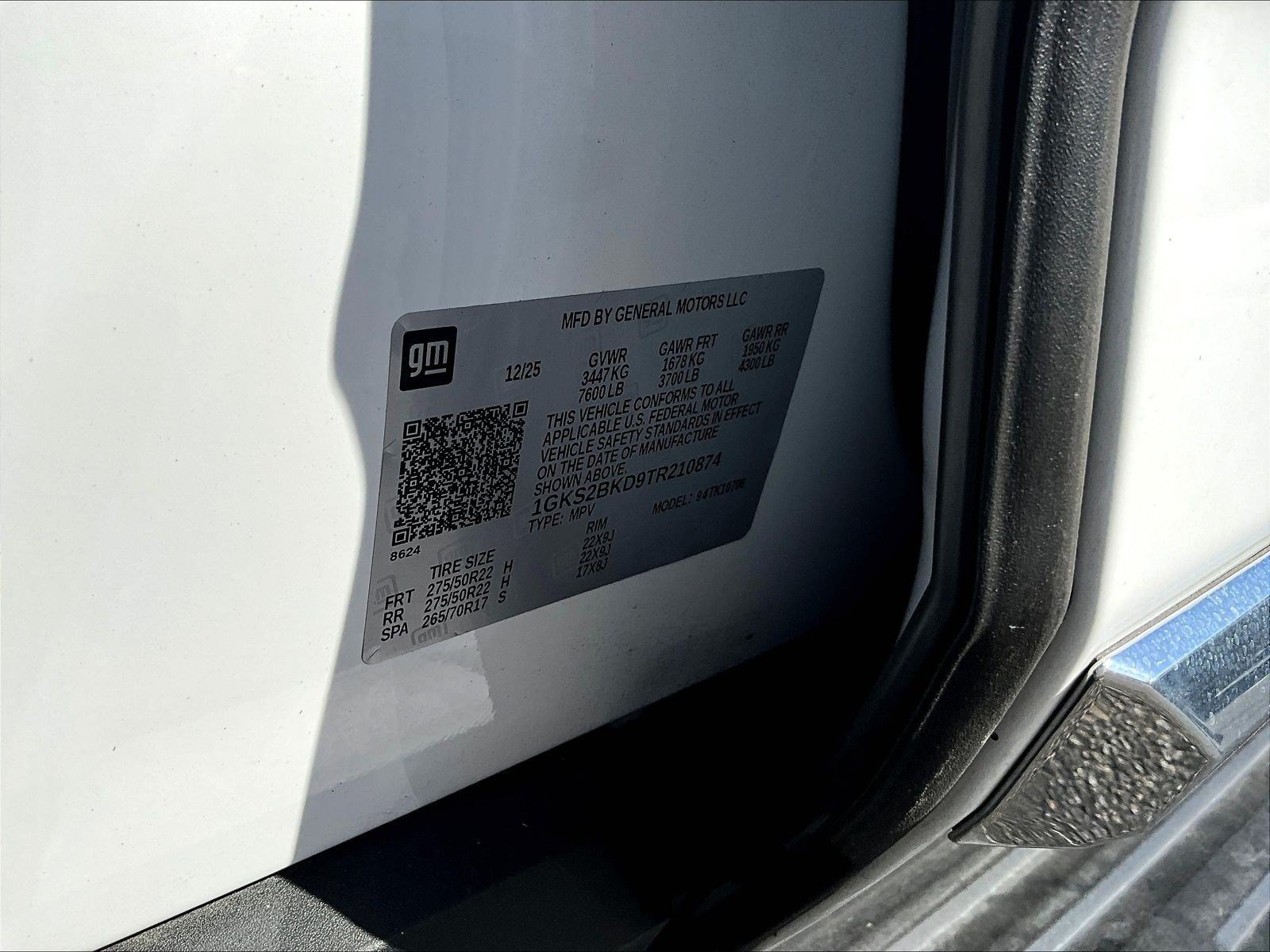 Used 2026 GMC Yukon Elevation w/ Elevation Premium Package AWD/4WD image 19