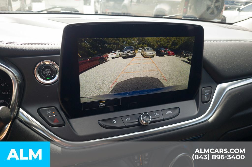 Used 2024 Chevrolet Blazer LT FWD image 9