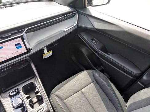 New 2026 Jeep Cherokee Laredo AWD/4WD image 17