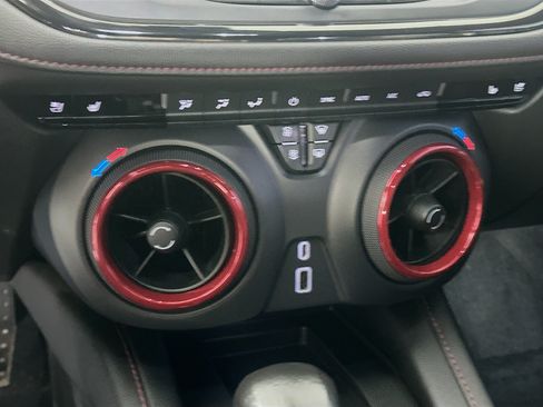 Used 2022 Chevrolet Blazer RS w/ Enhanced Convenience Package FWD image 24