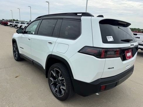 New 2026 Jeep Cherokee Overland w/ Advanced Pro Tech Group AWD/4WD image 5