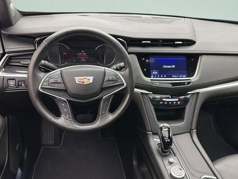 Used 2023 Cadillac XT5 Premium Luxury AWD/4WD image 11