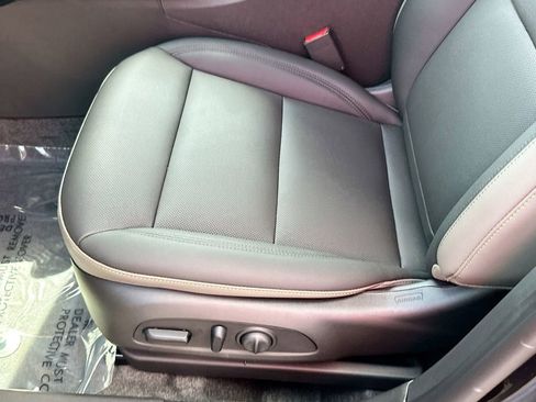 Certified 2026 Chevrolet Trax ACTIV w/ Sunroof Package FWD image 18