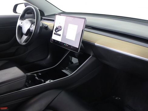 Used 2019 Tesla Model 3 Long Range image 26