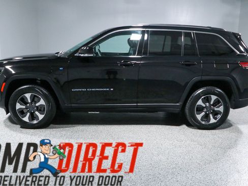 Used 2024 Jeep Grand Cherokee Limited 4xe AWD/4WD image 10