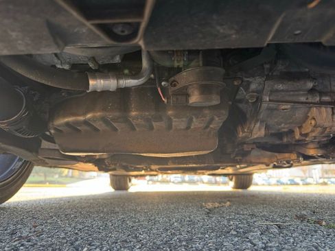 Used 2010 Volkswagen GTI 2-Door image 31