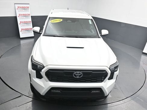 New 2025 Toyota Tacoma TRD Sport image 23