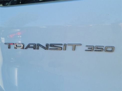 Used 2019 Ford Transit 350 XLT image 25