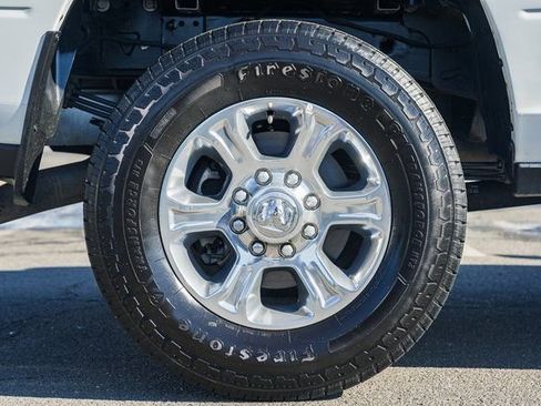 Used 2024 RAM 3500 Big Horn image 21