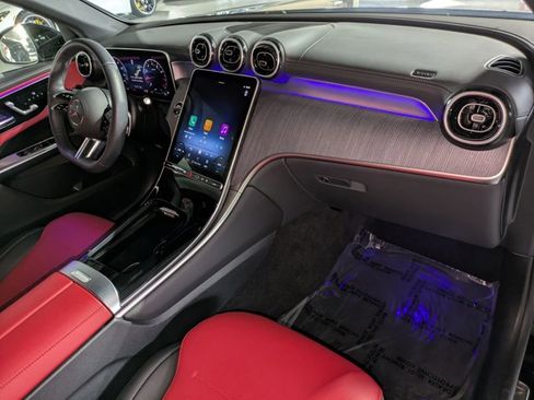 Certified 2025 Mercedes-Benz GLC 300 image 23