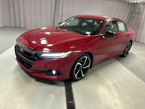 Used 2021 Honda Accord Sport image 3