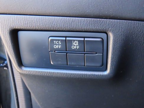 Used 2021 MAZDA CX-5 Touring image 26