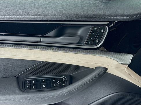 New 2025 Porsche Panamera image 11