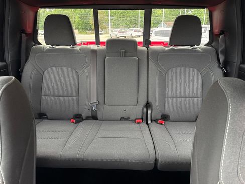 Used 2023 RAM 1500 Big Horn AWD/4WD image 45