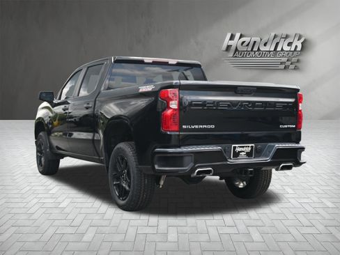Used 2022 Chevrolet Silverado 1500 Custom Trail Boss AWD/4WD image 8