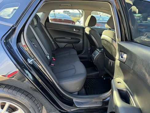 Used 2017 Kia Optima LX image 23