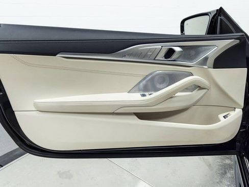 Used 2025 BMW M850i xDrive Convertible image 11