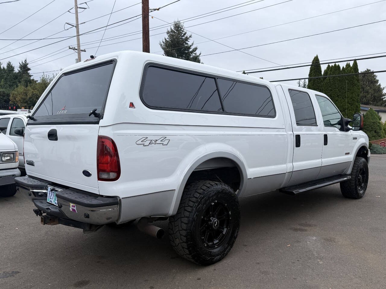 Used 2005 Ford F350 Lariat AWD/4WD image 6