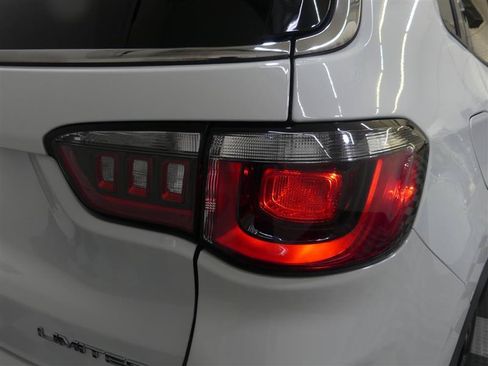 Used 2023 Jeep Compass Limited AWD/4WD image 16