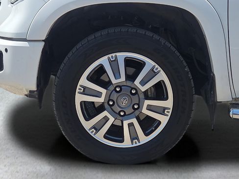Used 2020 Toyota Tundra Platinum AWD/4WD image 9