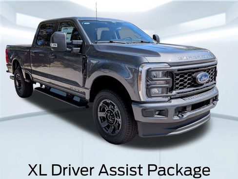 New 2026 Ford F250 XL w/ STX Appearance Package AWD/4WD image 4