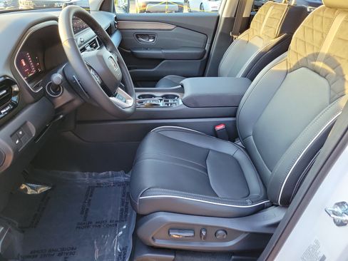 New 2026 Honda Pilot Elite image 18
