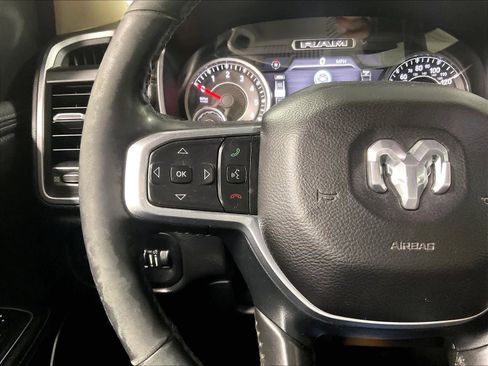 Used 2019 RAM 1500 Laramie image 22