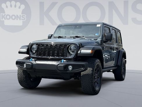 Used 2024 Jeep Wrangler Unlimited AWD/4WD image 1
