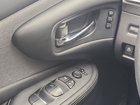 Used 2019 Nissan Murano SL w/ SL Technology Package AWD/4WD image 12