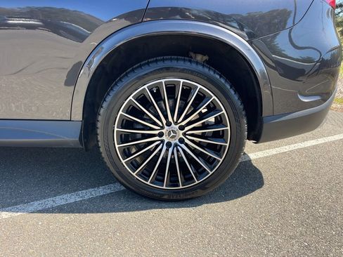 Certified 2023 Mercedes-Benz GLC 300 w/ Pinnacle Trim Package image 24