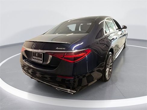 Used 2025 Mercedes-Benz S 580 4MATIC Sedan image 4