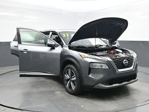 Used 2022 Nissan Rogue SL w/ SL Premium Package image 34