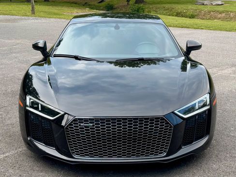 Used 2018 Audi R8 V10 image 5