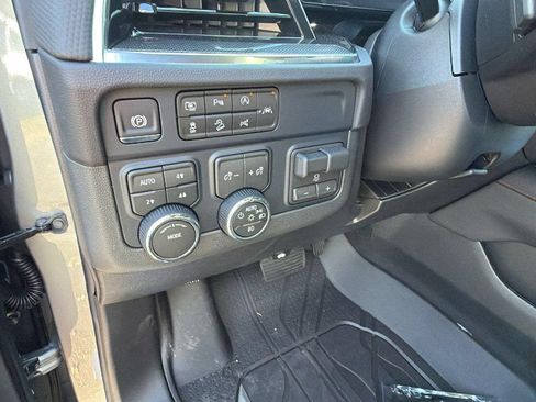 New 2026 Chevrolet Suburban RST w/ Comfort Package AWD/4WD image 20