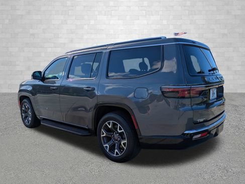 Used 2023 Jeep Wagoneer Series III w/ Convenience Group I image 4