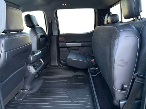 Used 2021 Ford F150 Lariat image 11