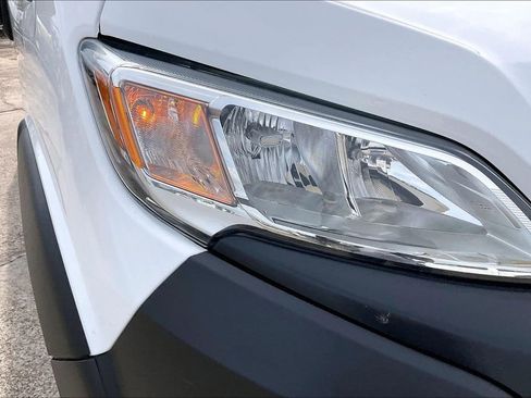 New 2024 RAM ProMaster 2500 w/ Convenience Group image 15