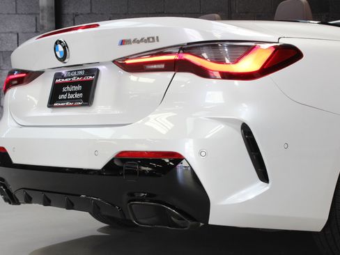 Used 2024 BMW M440i Convertible RWD image 16