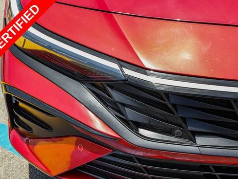 Certified 2024 Hyundai Elantra Limited FWD image 10