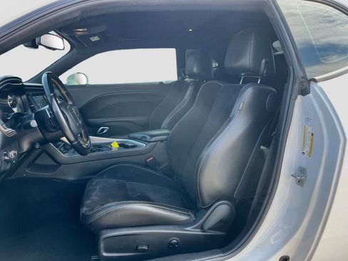 Used 2022 Dodge Challenger R/T Scat Pack RWD image 21