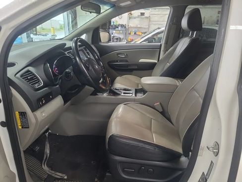 Used 2020 Kia Sedona EX FWD image 5
