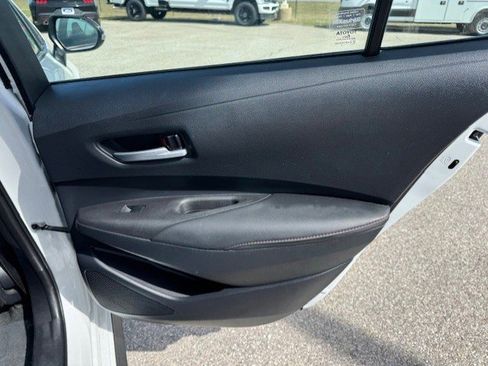 Used 2024 Toyota Corolla Sedan w/ SE Convenience Package image 32