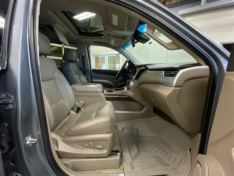 Used 2018 GMC Yukon XL SLT w/ Premium Edition AWD/4WD image 36