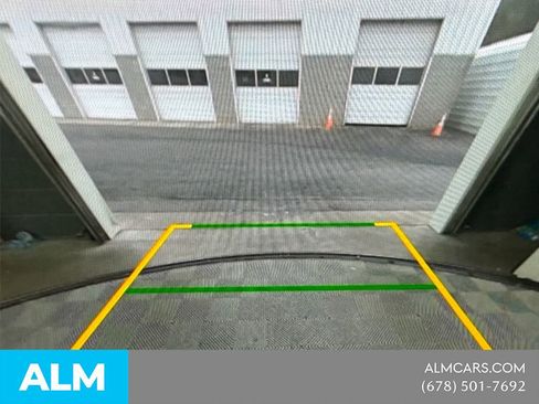 Used 2025 Volkswagen Atlas Cross Sport SE image 33