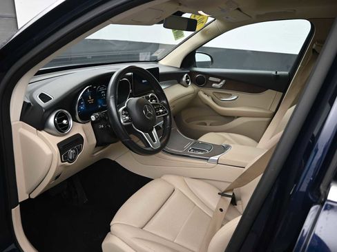 Used 2022 Mercedes-Benz GLC 300 4MATIC image 11