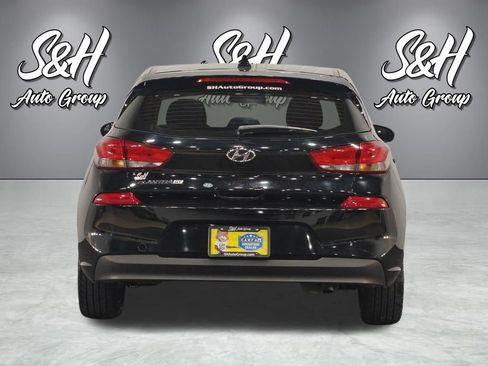 Used 2020 Hyundai Elantra GT FWD image 15
