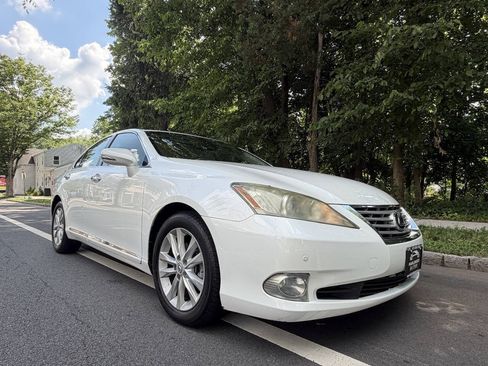 Used 2011 Lexus ES 350 FWD image 4