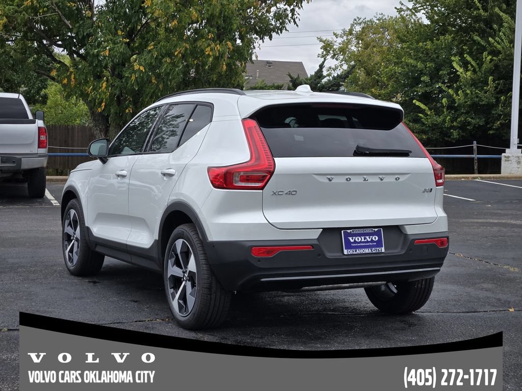 Used 2026 Volvo XC40 B5 Plus w/ Protection Package Premier AWD/4WD image 4