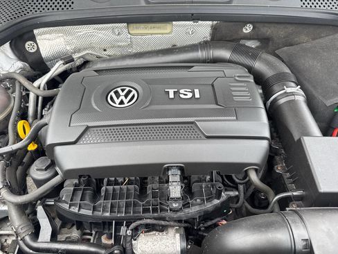 Used 2014 Volkswagen Beetle R-Line image 13